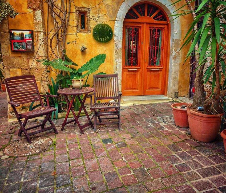 Photo of 18 Days Solo Backpacking Across Greece by Solo Traveler Nafeesa
