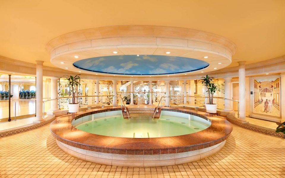 Photo of Hitting A Personal Milestone? A Royal Caribbean Cruise Is The Quirkiest Way To Celebrate! 3/5 by Ishvani Hans