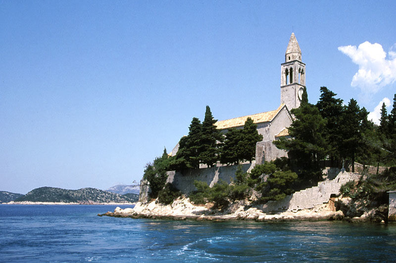 Photo of Stunning Secret Islands That Will Make Your Euro Trip Better Than Everybody Else's by Aakanksha Magan