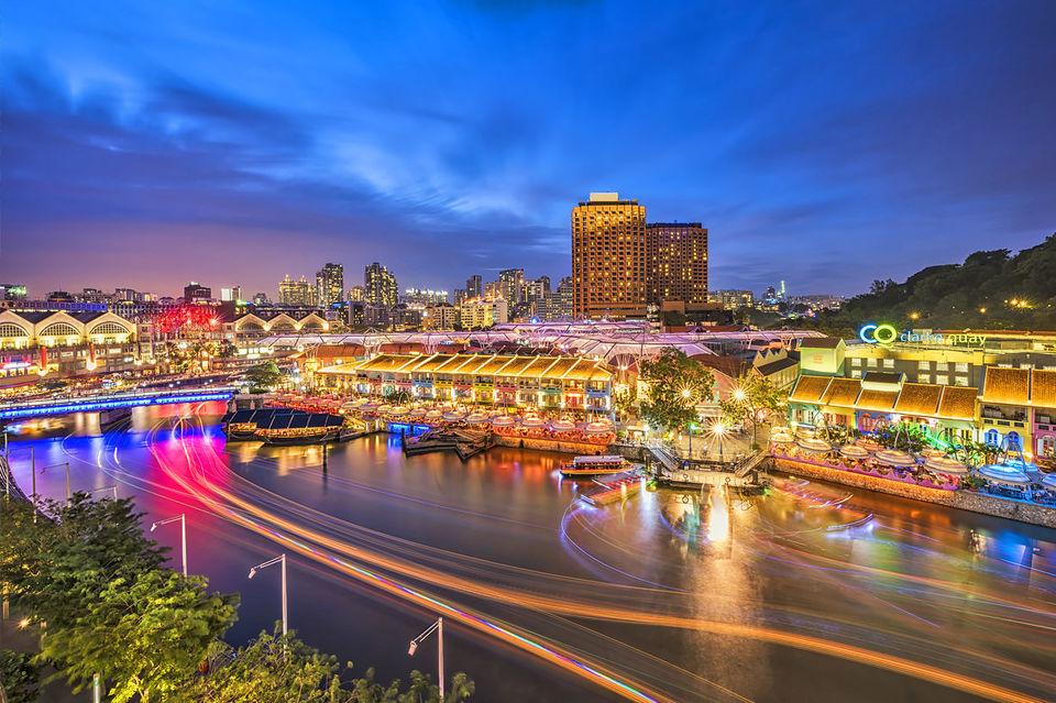 Photo of A bus ride from Clarke Quay to Universal Studios 1/1 by vida phenag