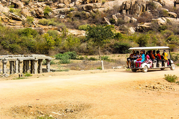 Photo of HIPPIE HAMPI 13/30 by Aishwarya Iyengar