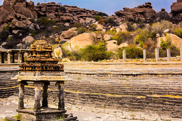 Photo of HIPPIE HAMPI 15/30 by Aishwarya Iyengar