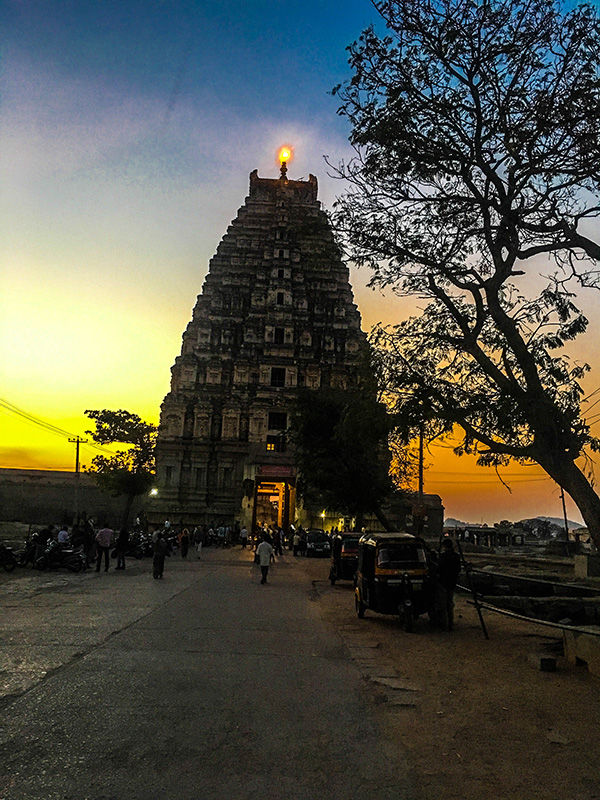 Photo of HIPPIE HAMPI 29/30 by Aishwarya Iyengar
