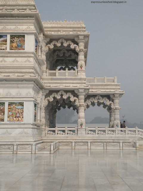 Photo of Prem Mandir- The jewel of Vrindavan 6/12 by Shilpi