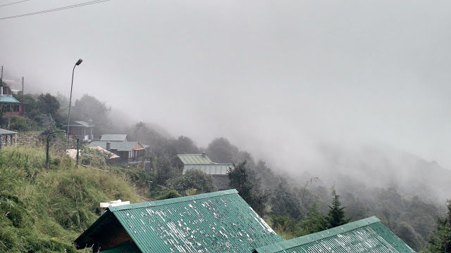 Photo of Pangot, Uttarakhand, India by Shilpi