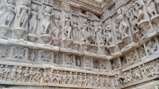 Photo of Surreal Jagdish Temple, Udaipur 8/10 by Shilpi