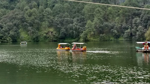 Photo of Sattal, Uttarakhand, India by Shilpi