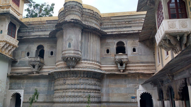 Photo of Bagore Ki Haveli Museum, Udaipur, Rajasthan, India by Shilpi