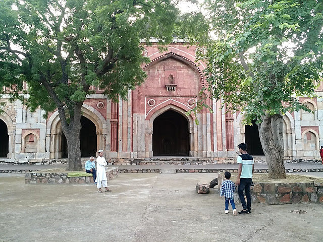 Photo of Delhi Heritage: Mehrauli Archaeological Park 7/15 by Shilpi