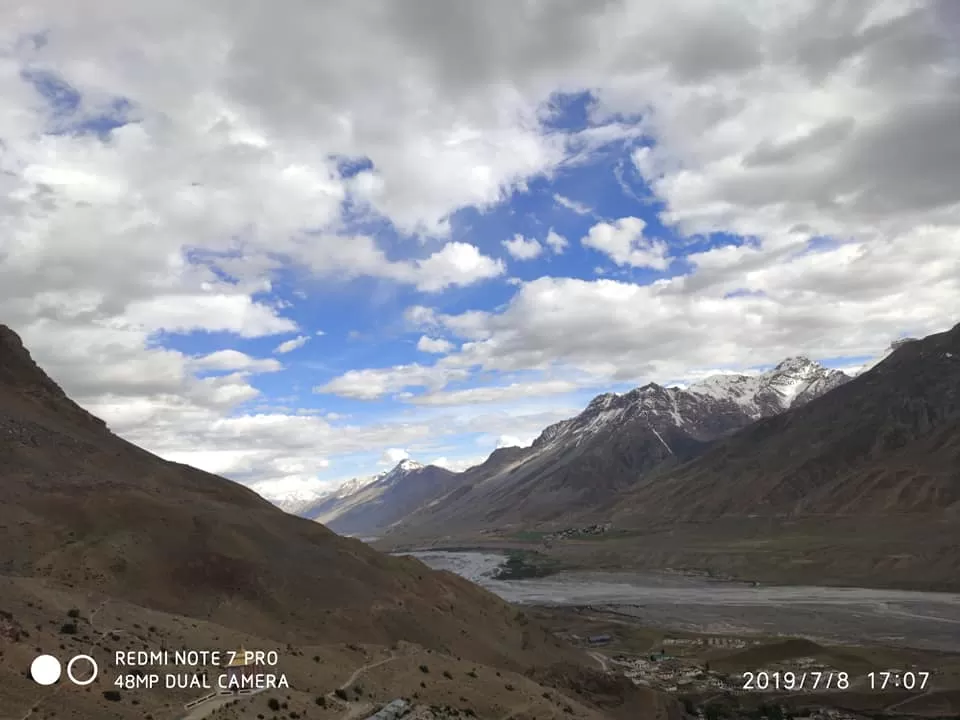 Photo of Chandratal, Himachal Pradesh, India by Dinesh Kumar