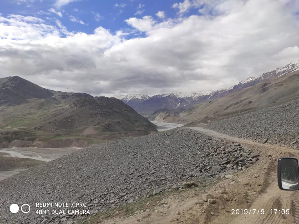 Photo of Chandratal, Himachal Pradesh, India by Dinesh Kumar