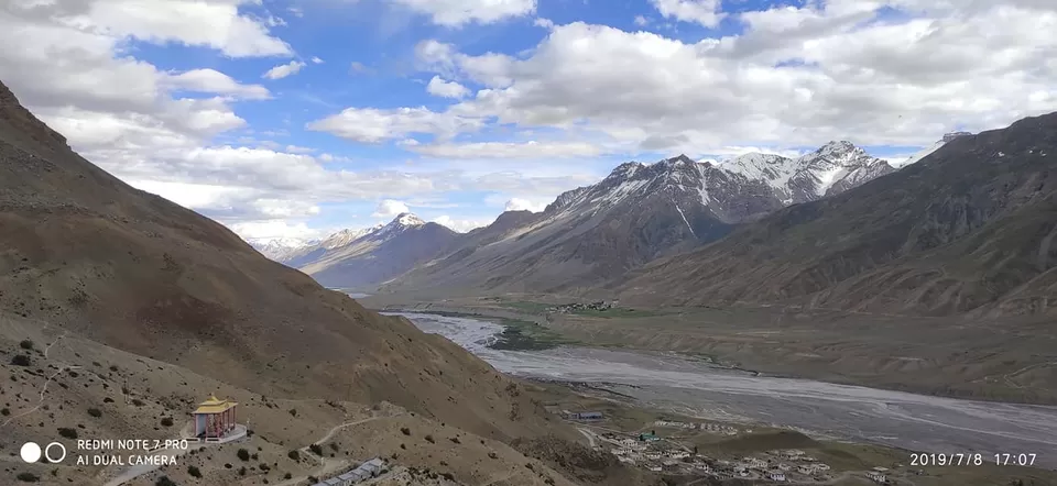 Photo of Chandratal, Himachal Pradesh, India by Dinesh Kumar