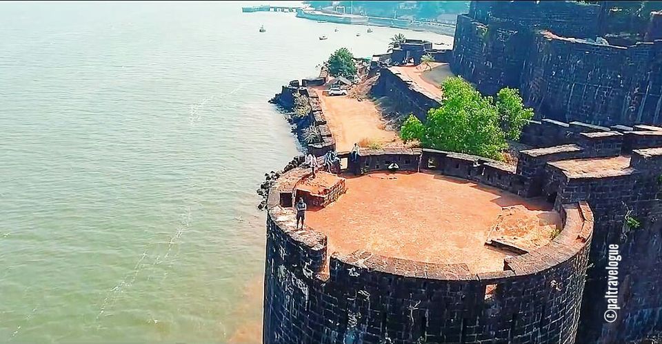 Photo of Vijaydurg Fort – The most impregnable sea fort in Konkan coastlines by Pranab Pal @paltravelogue