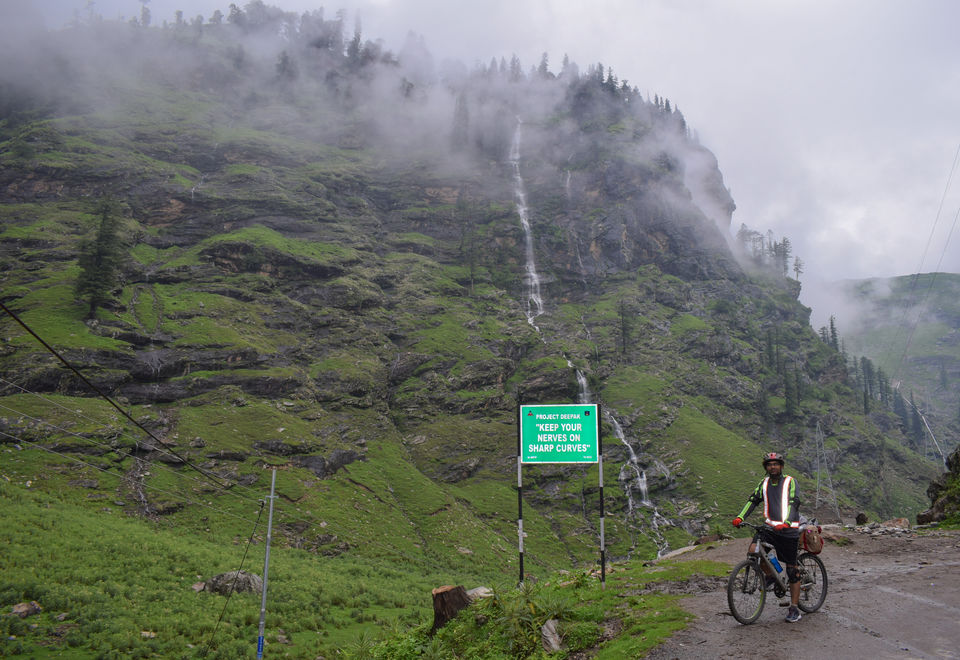 Photo of Manali to Leh Cycling….. by Sindhura B R