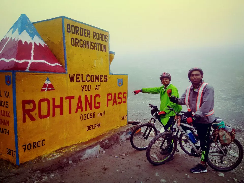 Photo of Manali to Leh Cycling….. by Sindhura B R