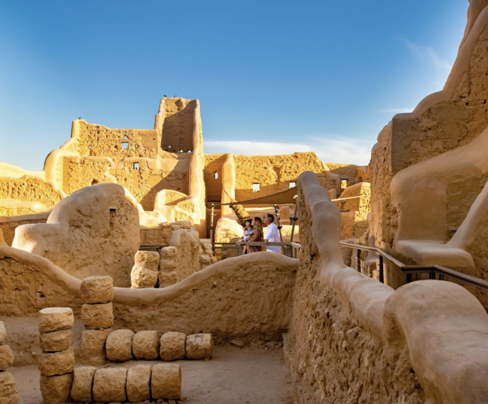 Photo of 10 Unique Experiences That You Can Only Have in Saudi 1/11 by Niyati Saxena (migrantmusings)