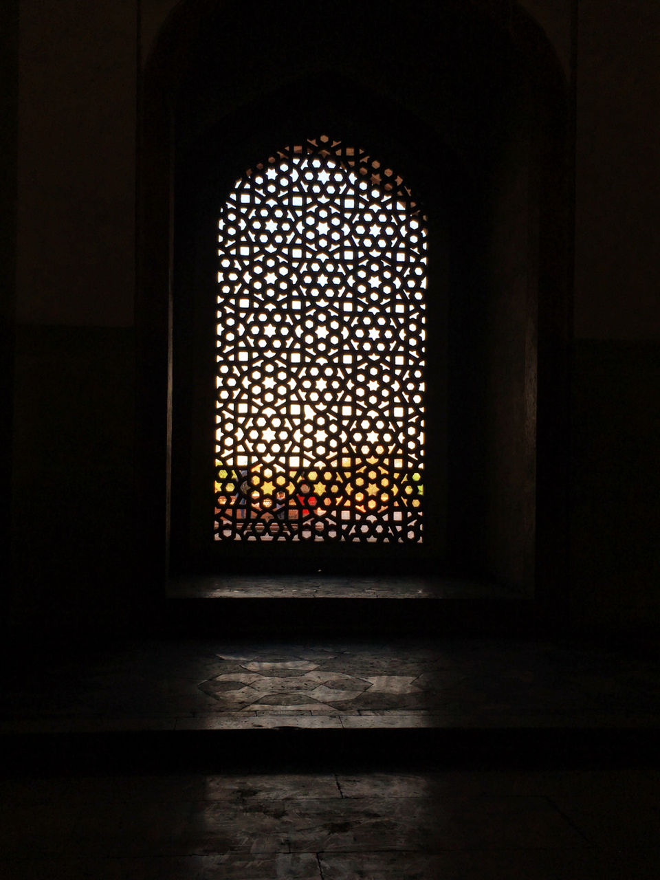 Photo of Peace placed at the centre. by Priyank