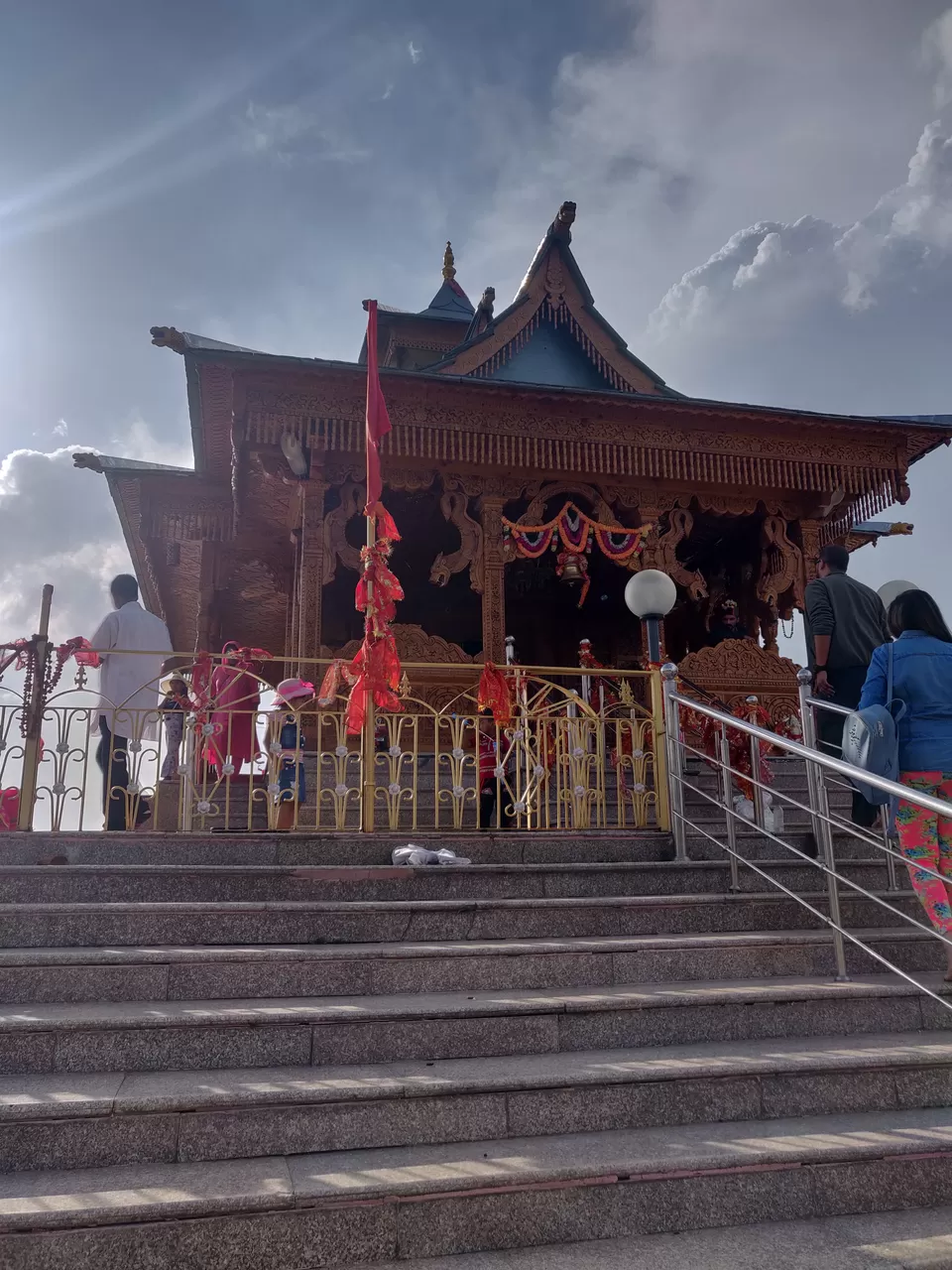 Photo of Hatu Peak, Himachal Pradesh by Shelly Sinha