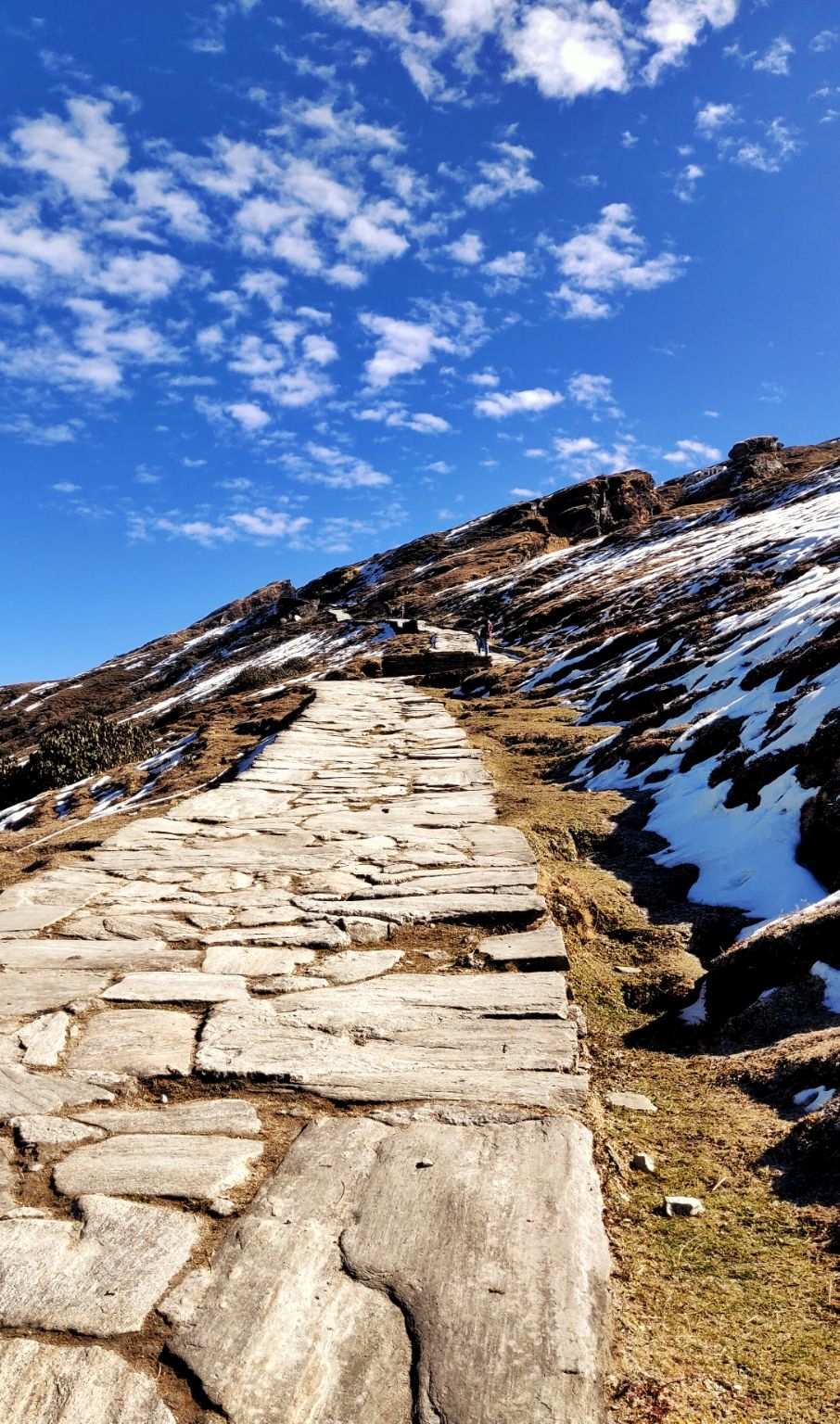 Photo of Deoria Tal, Uttarakhand by Akash Parmar