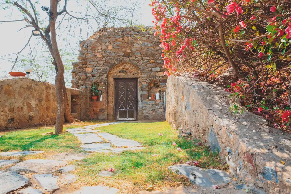 Photo of Live like Maharajas & Rani's at Hill Fort Kesroli in Alwar by Ratan Mehta