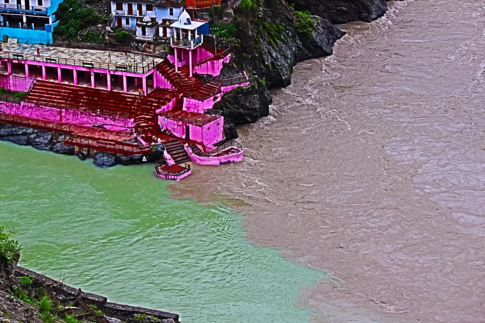 Photo of A Mesmerising Journey to the Sublime Valley of Flowers & Hemkund Sahib by Bharat Kevlani