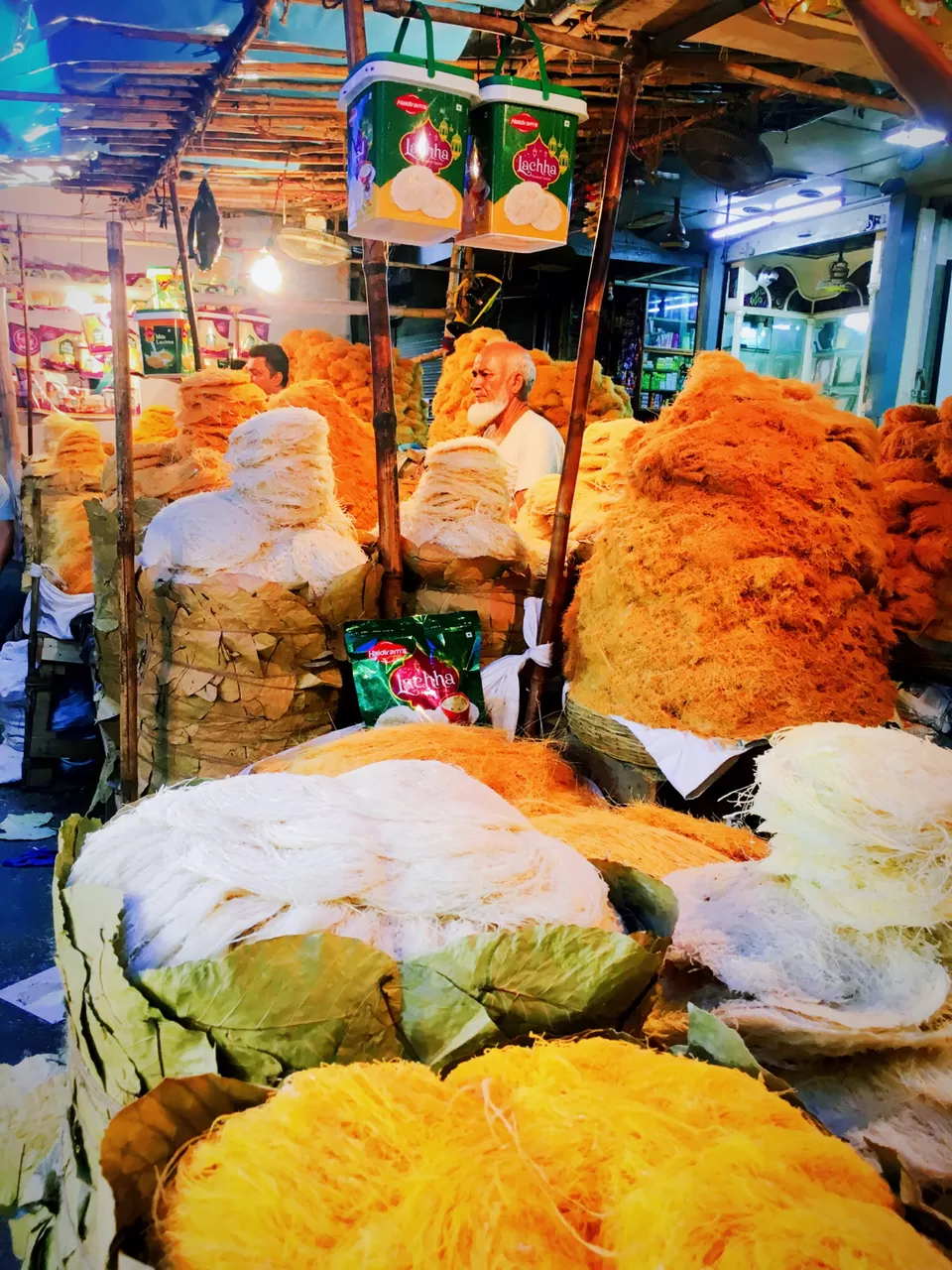 Photo of M G Road Metro Station, Central Avenue, Raja Katra, Jorasanko, Kolkata, West Bengal, India by Atrayee Sam
