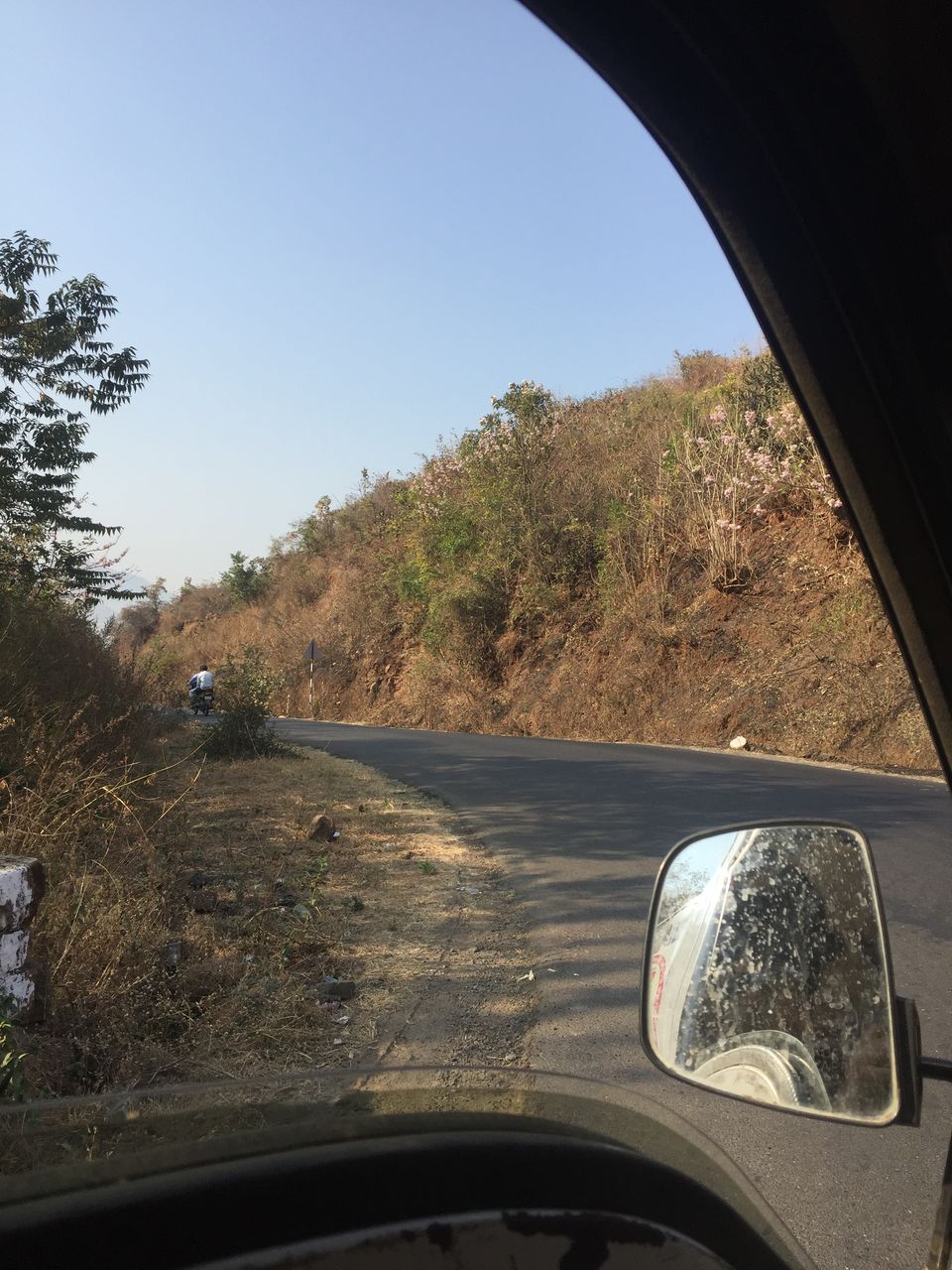 Photo of Tikona Fort: 7 hours with 7 Friends in unknown city #offbeatgetaway 6/16 by Amarpreet(Escapefortravel)