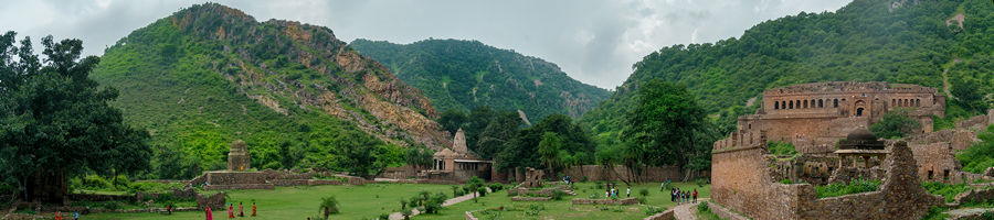 Photo of Abode of the Haunted - Bhangarh Fort 1/8 by Antara Sharma