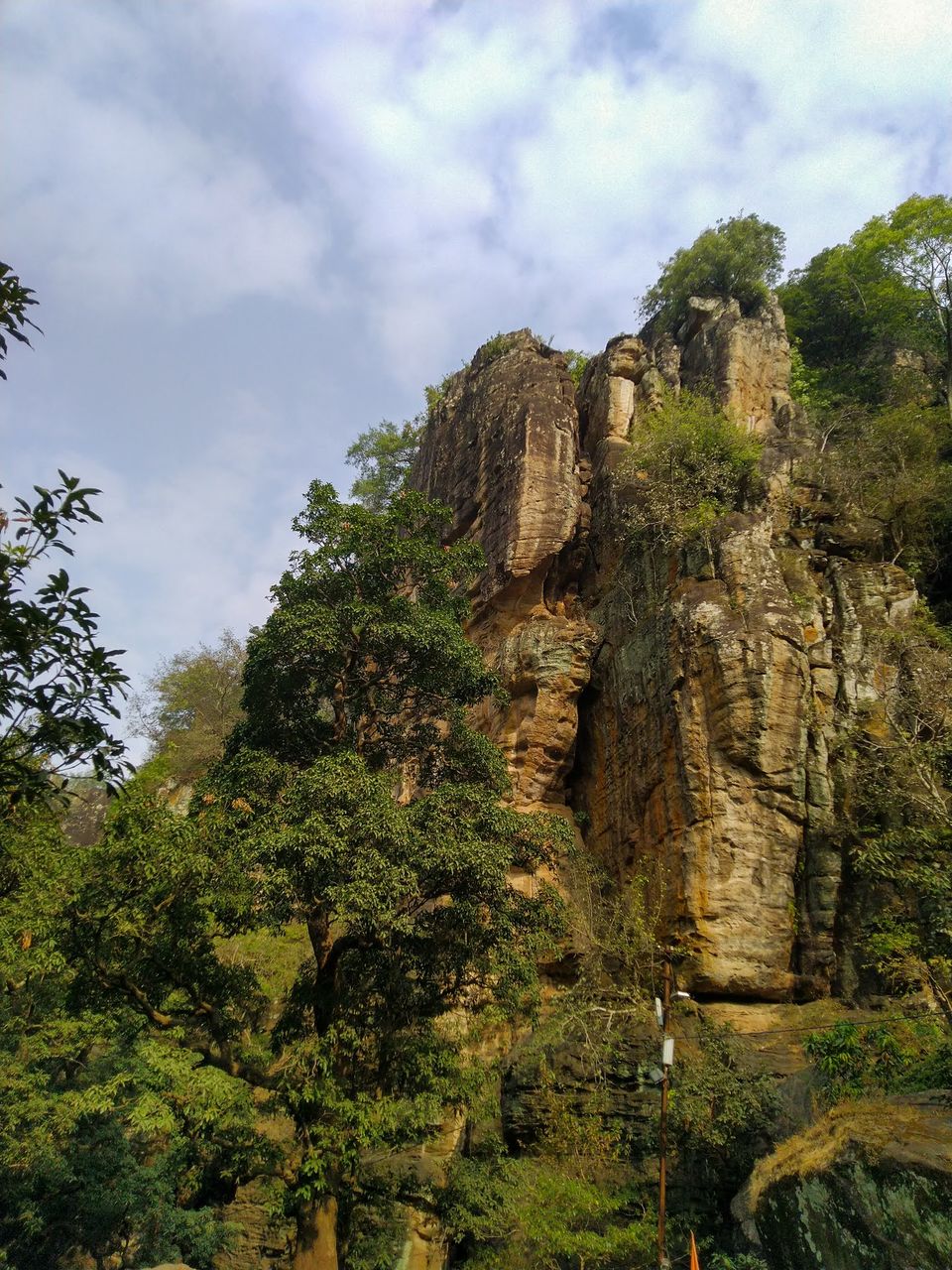 Photo of The only best guide you need to explore Satpura ki Rani - "Pachmarhi" by Travelling Happily