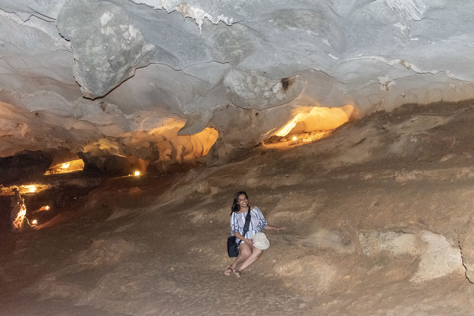 Photo of SỬNG SÔT (SURPRISING) CAVES of Ha Long Bay: The caves that left me awed! by Travelling Happily