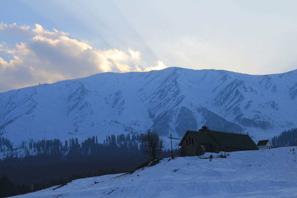 Photo of Three days in Gulmarg Kashmir 12/27 by MANISH SRIVASTAVA