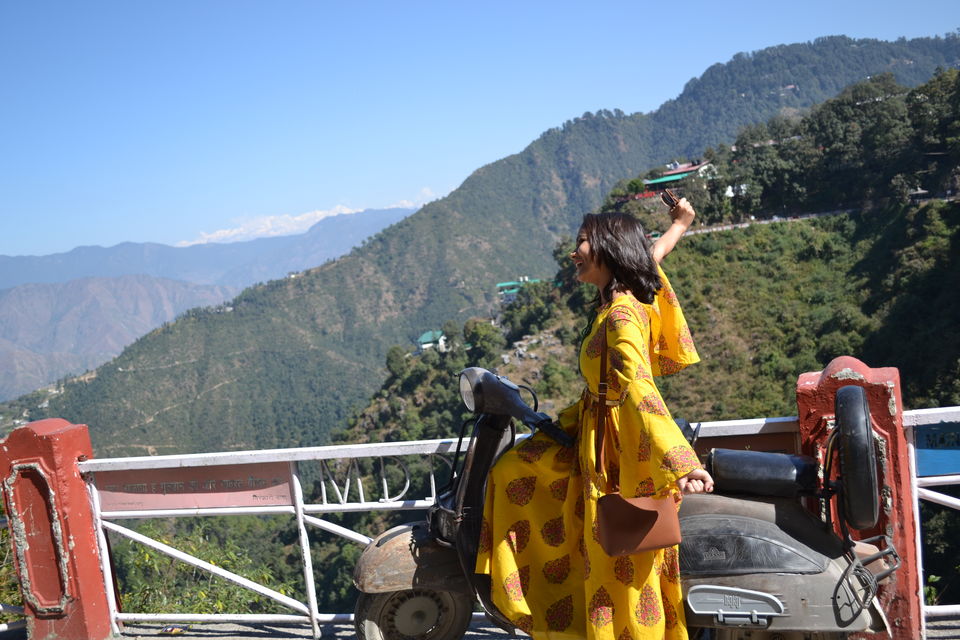 Photo of Camels Back Road, The Mall Road, Mussoorie, Uttarakhand, India by Diksha Bhandari