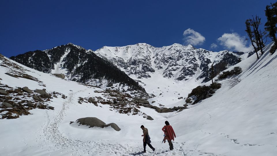 Photo of Kareri Lake: This Lesser Known Weekend Trek in Himachal Must Be on Every Trekker's List by Diksha Bhandari