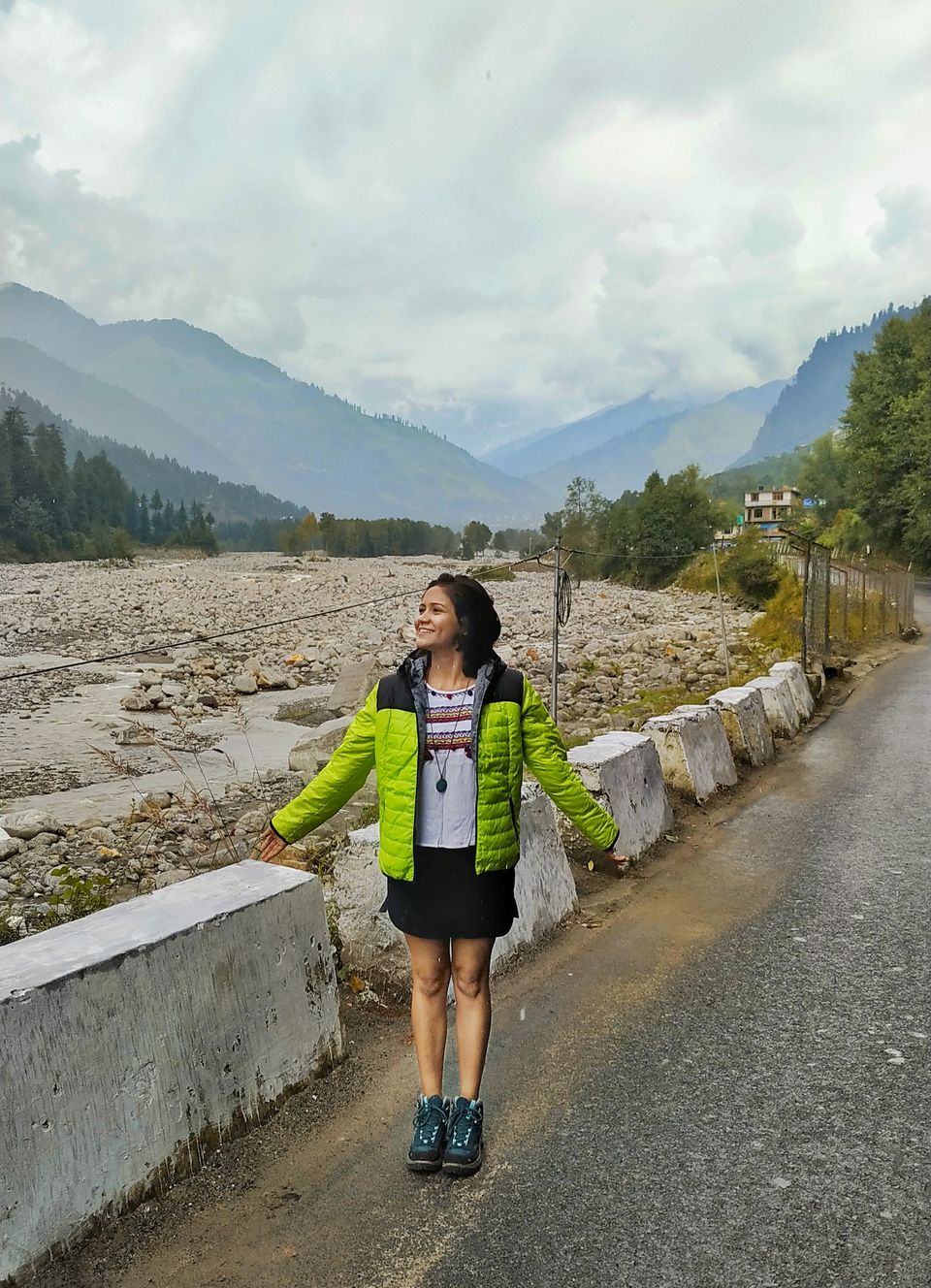 Photo of How This Middle-class Working Woman Manages to Travel Every Month 2/2 by Diksha Bhandari