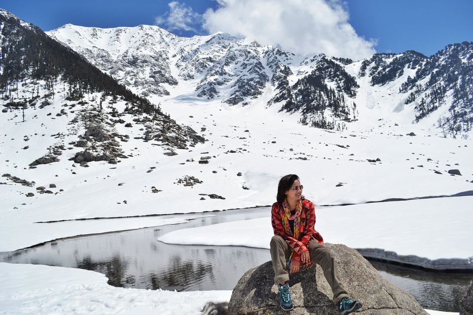 Photo of How This Middle-class Working Woman Manages to Travel Every Month by Diksha Bhandari