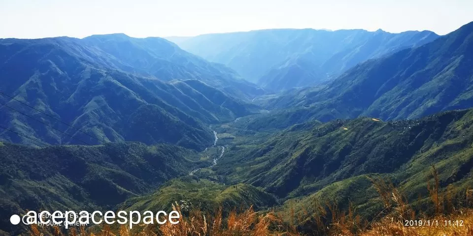 Photo of Laitlum Grand Canyon, Meghalaya, India by Bhagyashree Masurkar