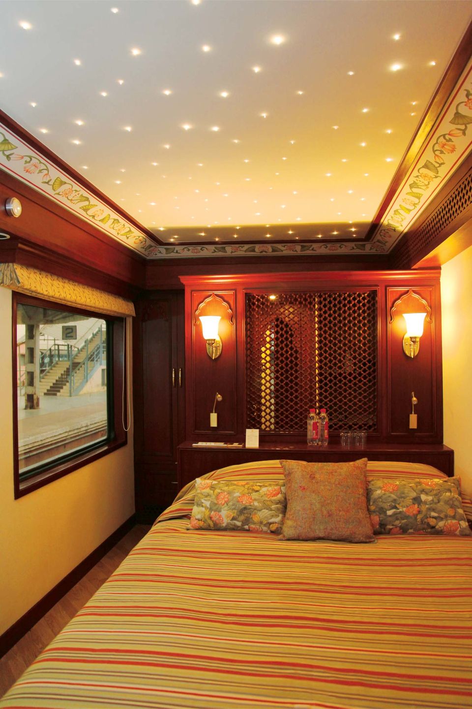 Photo of "Maharajas' Express" - Experience the Royalty on Wheels 6/13 by Kimmi Dhiman