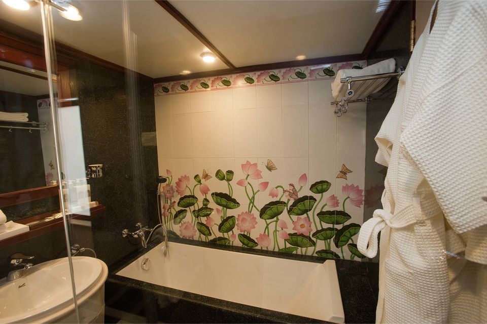 Photo of "Maharajas' Express" - Experience the Royalty on Wheels 7/13 by Kimmi Dhiman