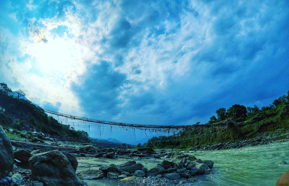 Photo of Pokhara, Nepal by Shinjan Chakraborty