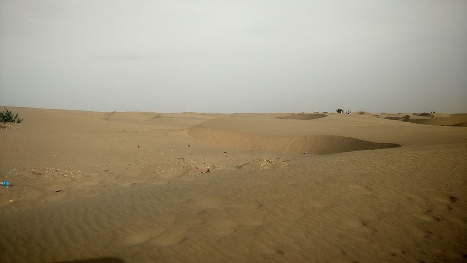 Photo of Sam Sand Dunes, Kanoi, Jaisalmer, Rajasthan, India by Himadri Pal