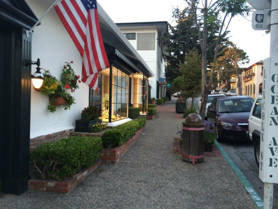 Photo of 1 Highway 1, Carmel-by-the-Sea, California, United States by Shubhangi Jeswal