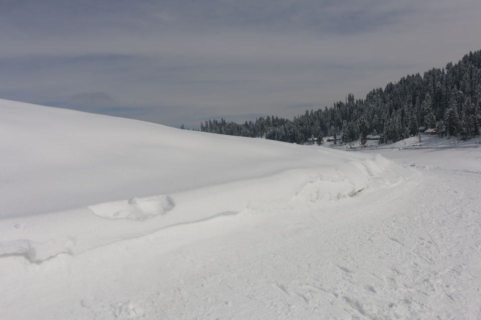 Photo of GULMARG SKI TOUR, Gulmarg by Shubhangi Jeswal