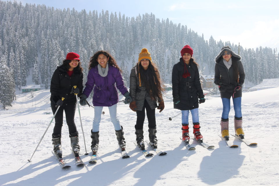 Photo of GULMARG SKI TOUR, Gulmarg by Shubhangi Jeswal