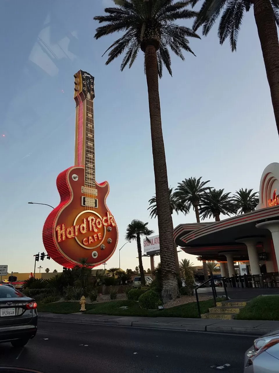 Photo of 11 Incredibly Interesting Things You Must Do While You Are On A Road Trip To Los Angeles And Vegas by Shubhangi Jeswal