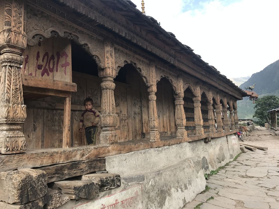 Photo of Story Of Osla: A Hidden Village Like Malana Far From The Eyes Of The Indian Government 1/17 by Shubhangi Jeswal