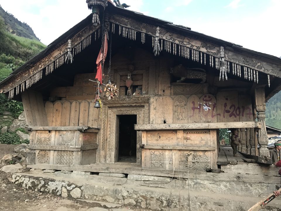 Photo of Story Of Osla: A Hidden Village Like Malana Far From The Eyes Of The Indian Government 2/17 by Shubhangi Jeswal