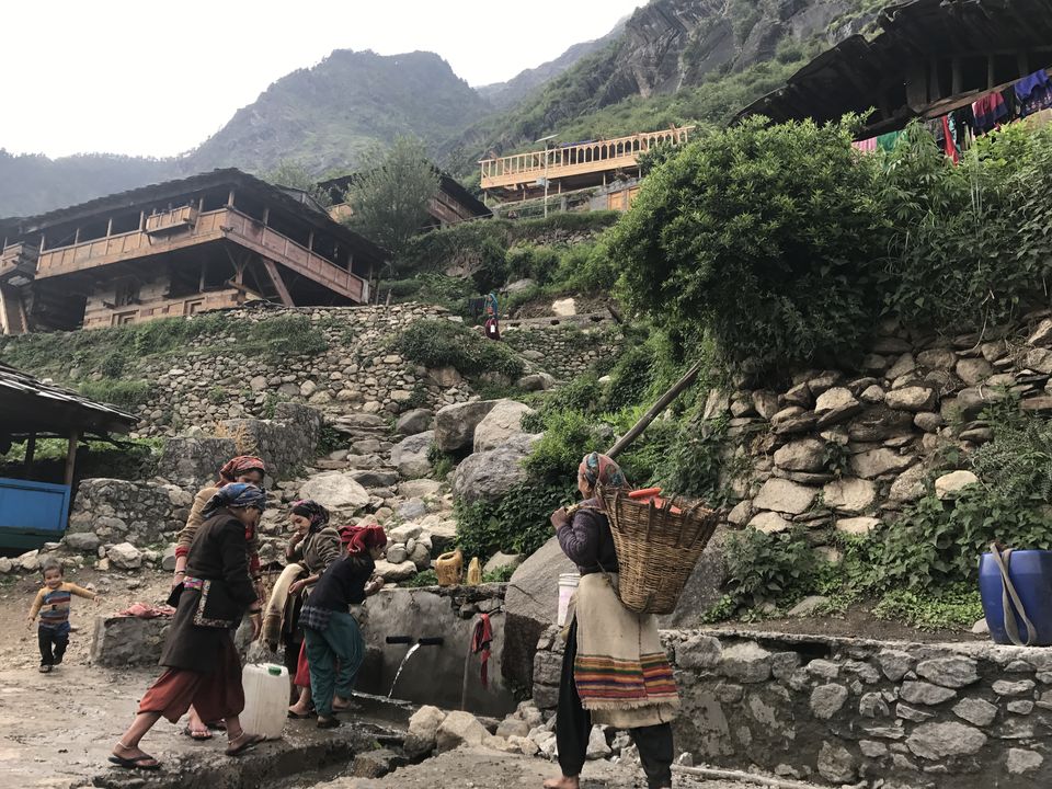 Photo of Story Of Osla: A Hidden Village Like Malana Far From The Eyes Of The Indian Government 5/17 by Shubhangi Jeswal