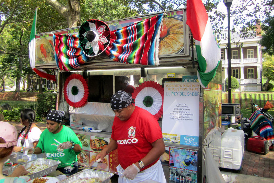Photo of The Street-Food Trails of New York 7/8 by Madhuparna Panigrahi