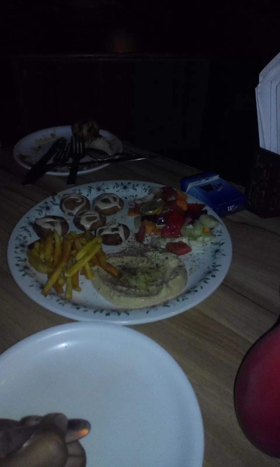 Photo of the hummus dish by juhi shah