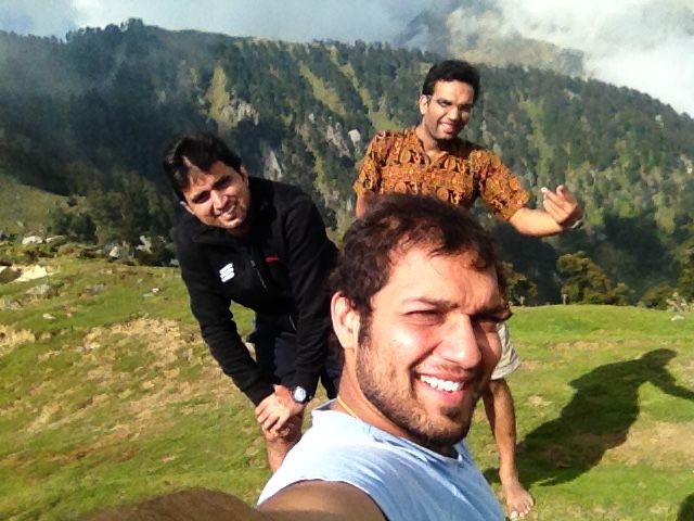 Photo of Destination Triund – McLeod Ganj Dharamshala “On Road” 6/10 by Prateek Yadav